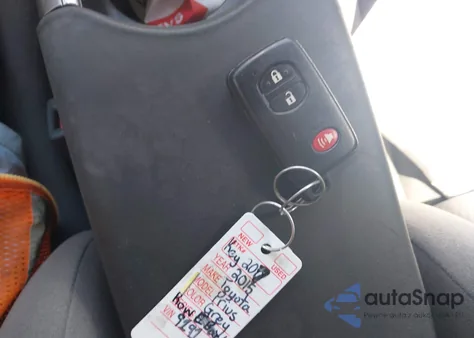 2015 Toyota Prius Two from USA, damaged, VIN JTDKN3DU9F0419191